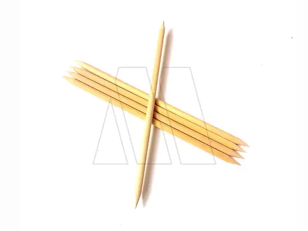 AGUJAS DE MADERA PARA MEDIAS SOBRE X 5UN N°5