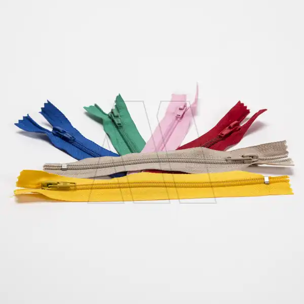 CIERRE NYLON REFORZADO 16CM