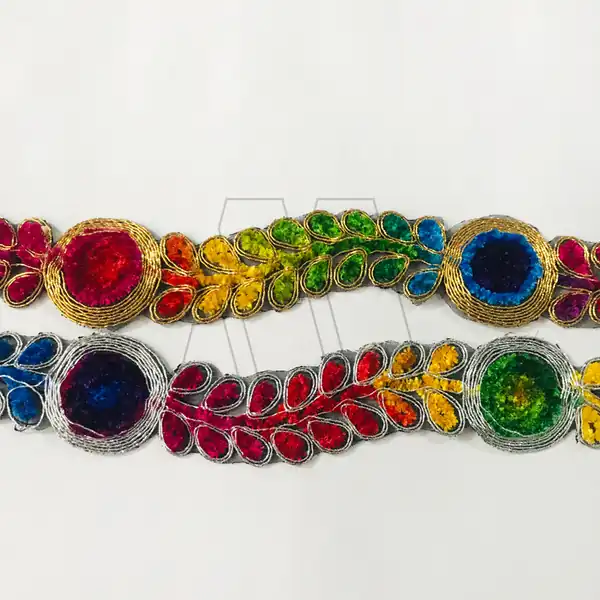 GALON BORDADO MULTICOLOR DORADO/PLATEADO X 9MTS