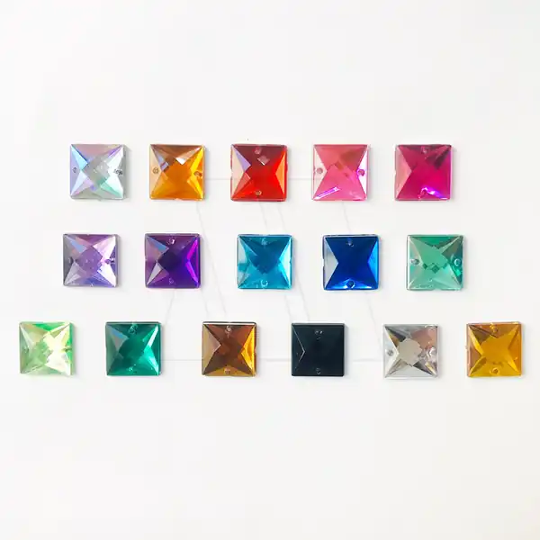 GEMA ACRILICA FACETADA CUADRADA 12MM X 12MM X 100UN