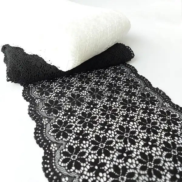 PUNTILLA DE LYCRA 19 CM DE ANCHO X 20 YDS